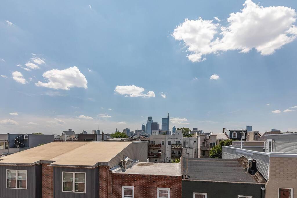 Appartamento Trendy Fairmount Gem-5 Star Location, Roof Deck, Parking, Gr8 For Families Filadelfia Esterno foto