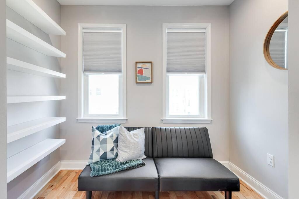 Appartamento Trendy Fairmount Gem-5 Star Location, Roof Deck, Parking, Gr8 For Families Filadelfia Esterno foto