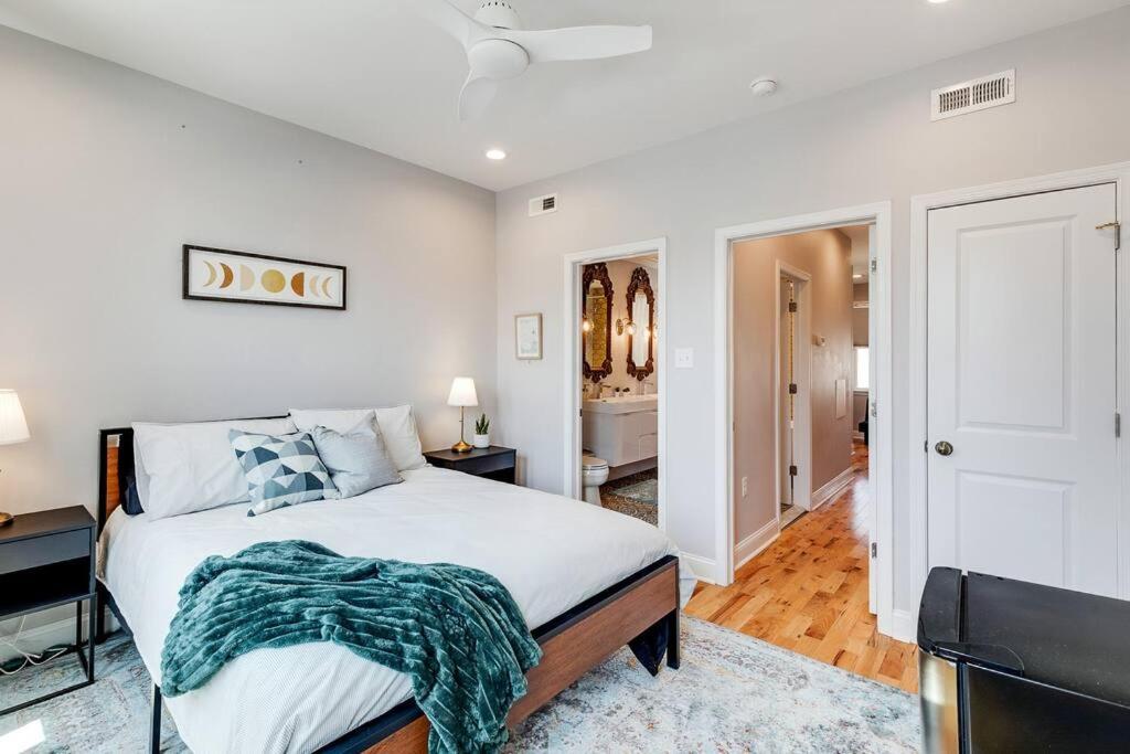 Appartamento Trendy Fairmount Gem-5 Star Location, Roof Deck, Parking, Gr8 For Families Filadelfia Esterno foto
