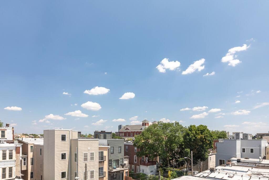 Appartamento Trendy Fairmount Gem-5 Star Location, Roof Deck, Parking, Gr8 For Families Filadelfia Esterno foto