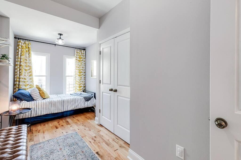 Appartamento Trendy Fairmount Gem-5 Star Location, Roof Deck, Parking, Gr8 For Families Filadelfia Esterno foto