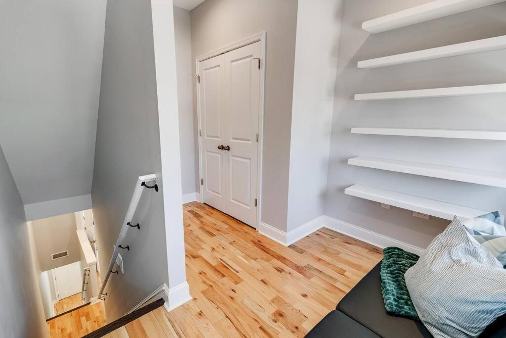 Appartamento Trendy Fairmount Gem-5 Star Location, Roof Deck, Parking, Gr8 For Families Filadelfia Esterno foto